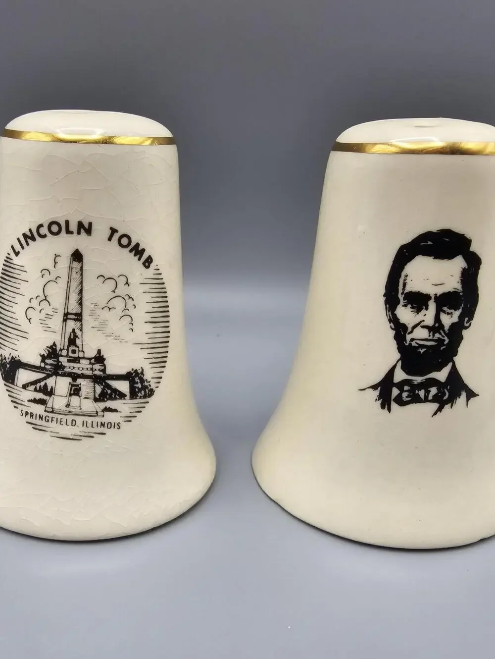 Vintage Lincoln Tomb Salt and Pepper Shakers